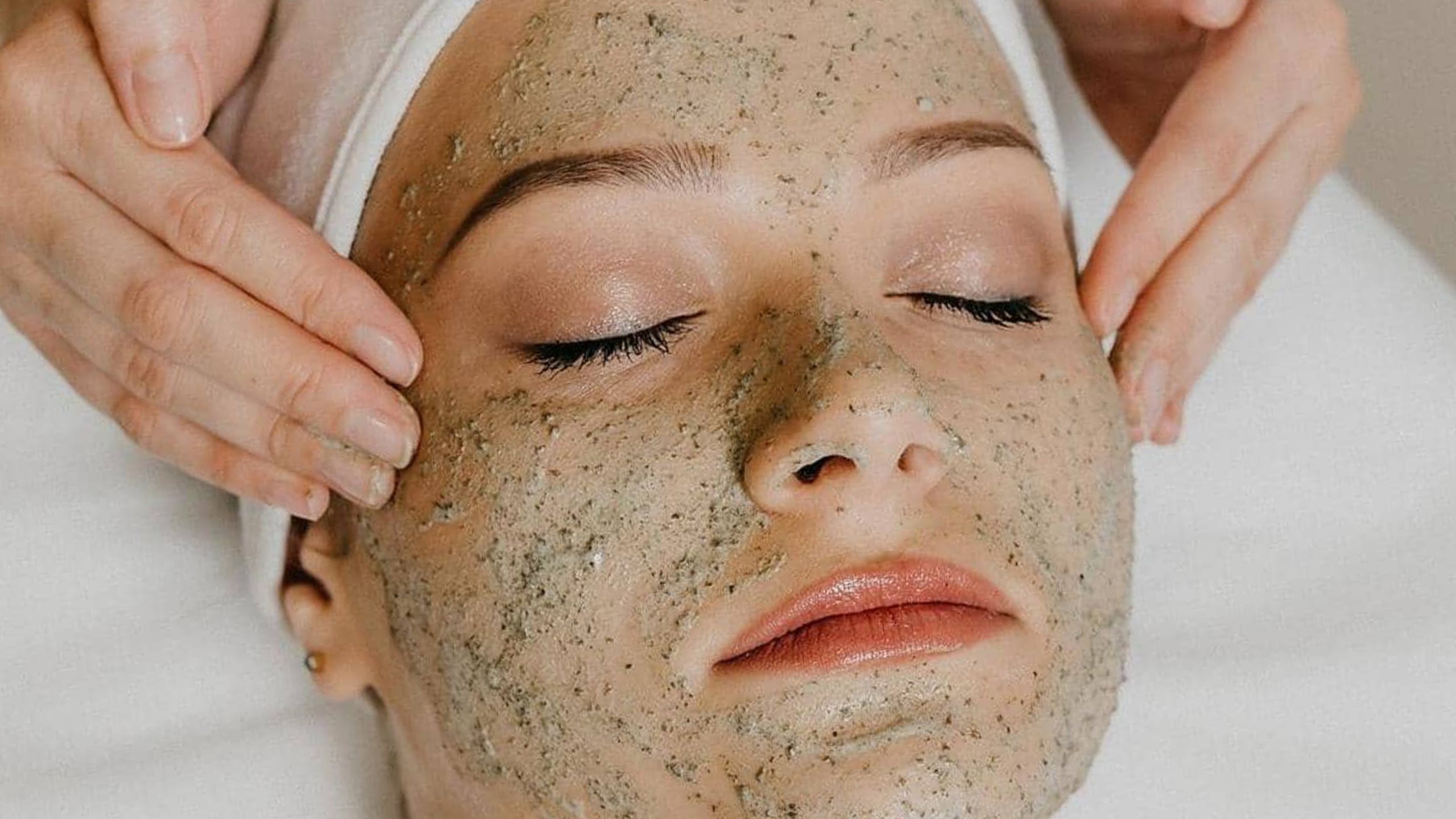 Got major PORE-blems? 👀 Time to let this treatment guide take over  #SVSKINCARETIPS 🤩👆🏻 Bookmark this if you're currently stru